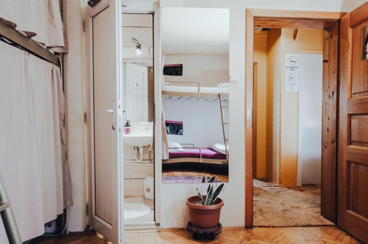 Oda Hostel Pristina Extérieur photo