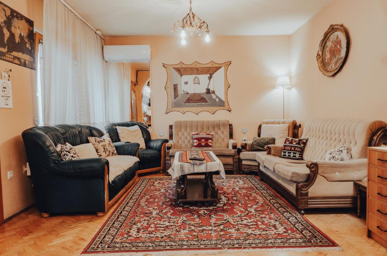 Oda Hostel Pristina Extérieur photo