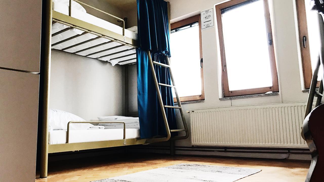Oda Hostel Pristina Extérieur photo